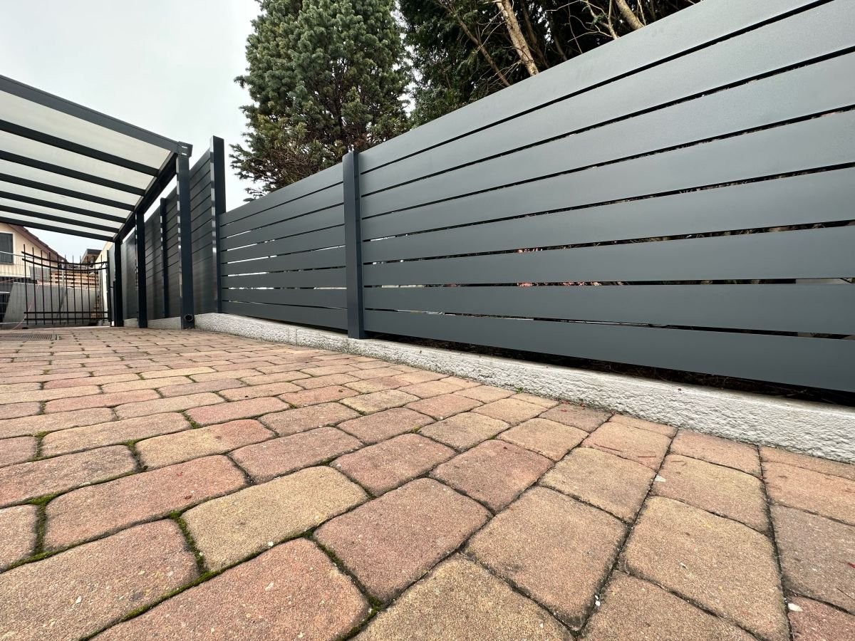 oplocení z hliníku lamela 120