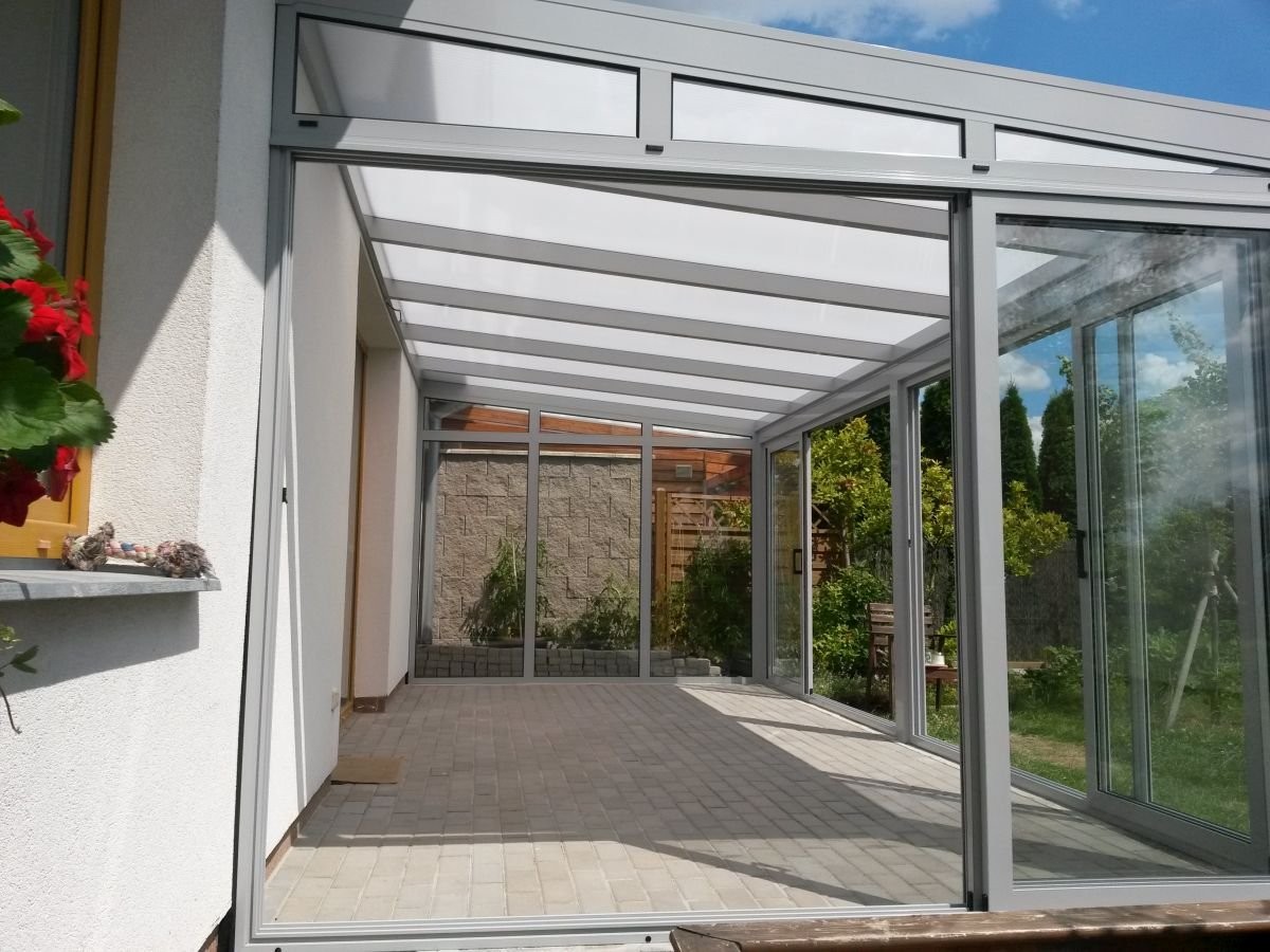 pohled do zimní zahrady z hliníku